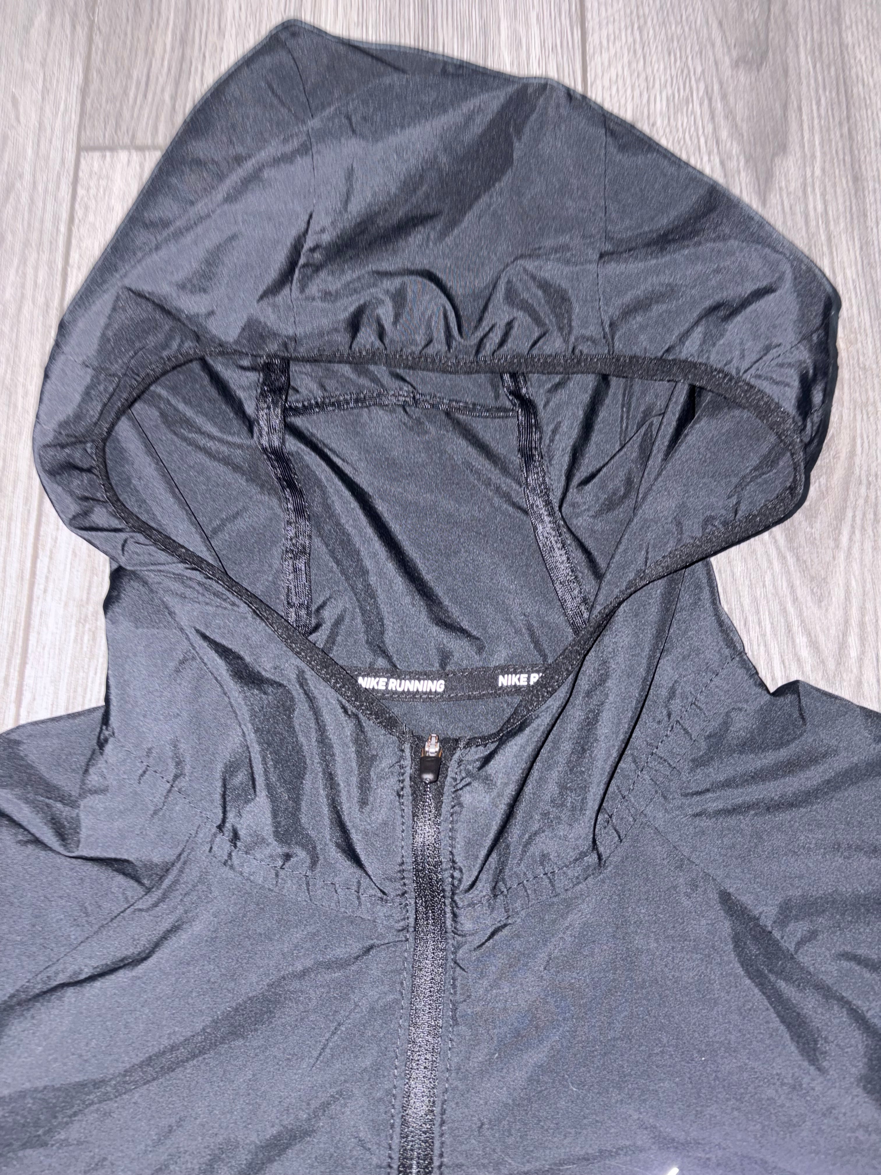 Small Nike Miler Black Running Jacket